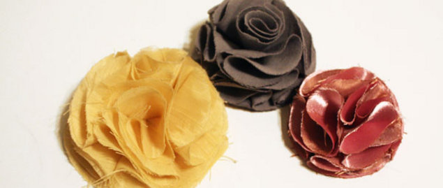 DIY Wedding Challenge 2010: Fabric Flower  article photo Flowers, Hair, Diy, Fabric